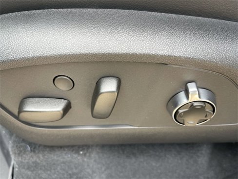 New 2026 Buick Enclave Avenir w/ Super Cruise Package image 10