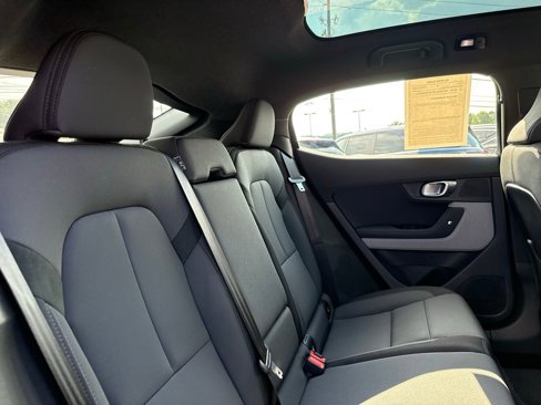 Used 2022 Polestar Polestar 2 w/ Plus Package image 31
