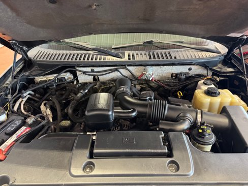 Used 2008 Ford Expedition XLT image 31