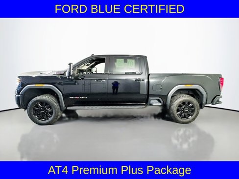 Used 2024 GMC Sierra 2500 AT4 w/ AT4 Premium Plus Package image 8