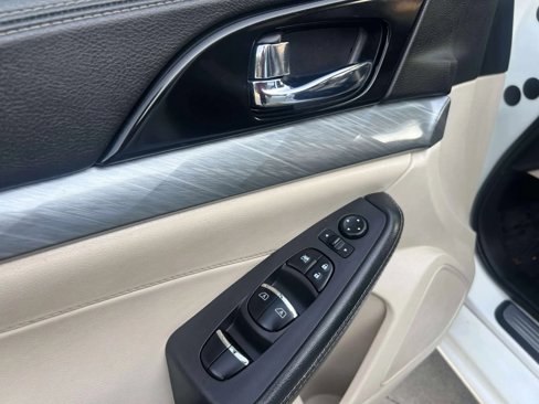 Used 2017 Nissan Maxima 3.5 S image 11