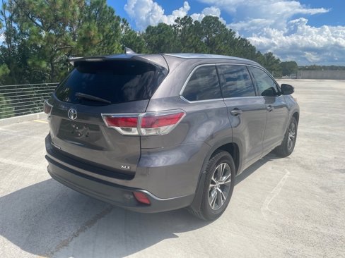 Used 2016 Toyota Highlander XLE image 7