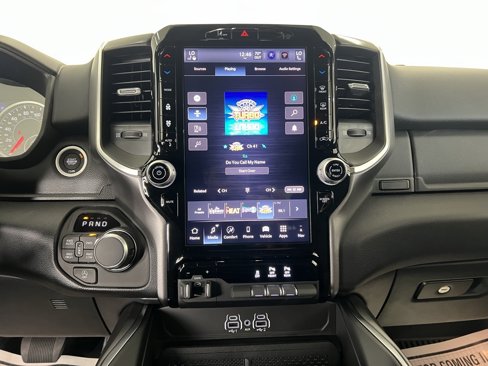 New 2026 RAM 1500 4x4 Crew Cab image 12