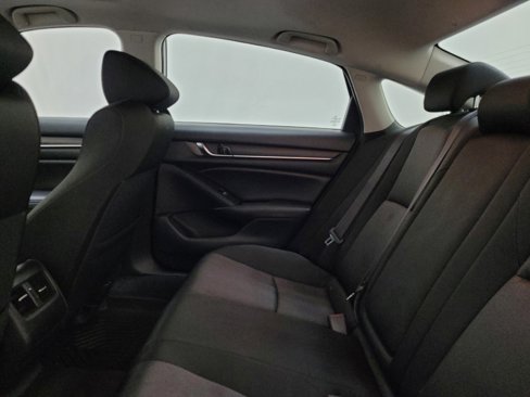 Used 2019 Honda Accord EX image 18