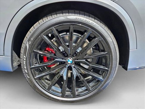 New 2026 BMW X5 M60i w/ Climate Comfort Package image 9