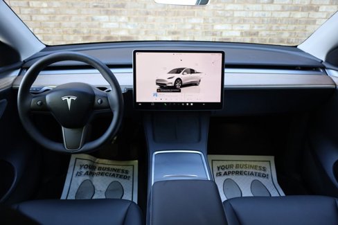 Used 2023 Tesla Model Y Long Range image 24