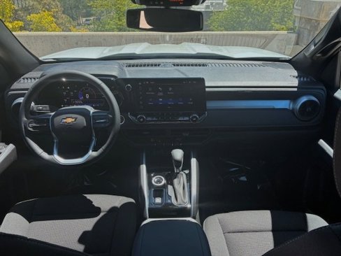 New 2025 Chevrolet Colorado LT image 15