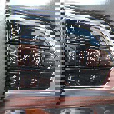 New 2025 Jeep Grand Cherokee Summit image 31