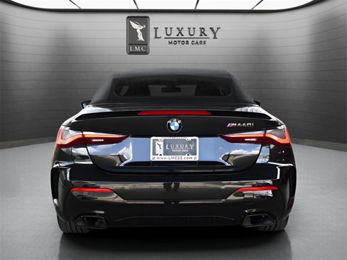 Used 2024 BMW M440i Convertible w/ Parking Assistance Package image 10