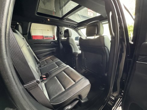 Used 2020 Jeep Grand Cherokee Overland image 21