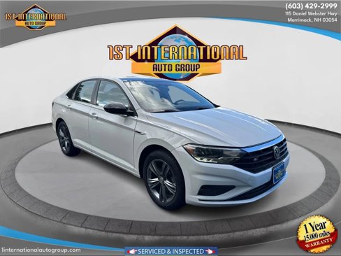 Used 2019 Volkswagen Jetta R-Line w/ R-Line Cold Weather Package image 2