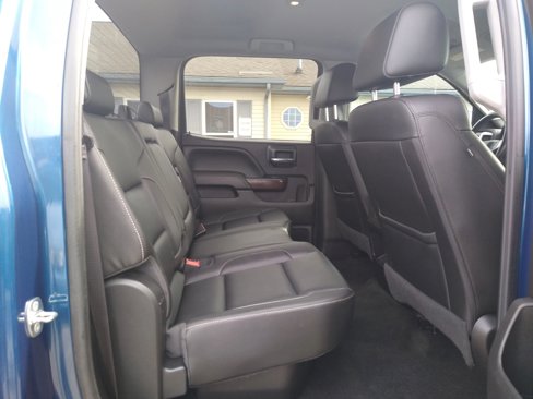 Used 2016 GMC Sierra 2500 SLT w/ Duramax Plus Package image 16
