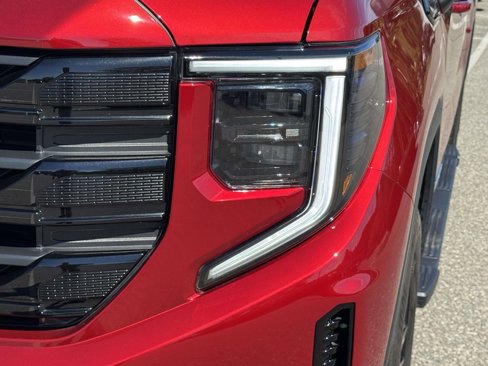 Used 2024 GMC Sierra 1500 Elevation image 5