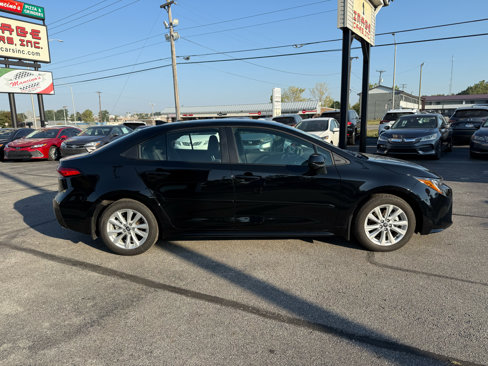 Used 2025 Toyota Corolla LE w/ LE Premium Package image 6