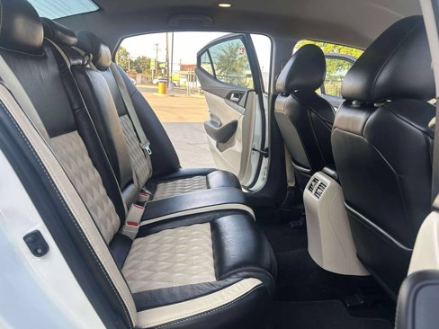 Used 2017 Nissan Maxima 3.5 S image 27