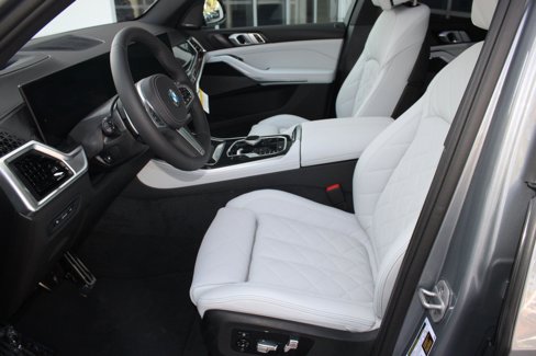 New 2026 BMW X5 xDrive40i w/ M Sport Package image 5