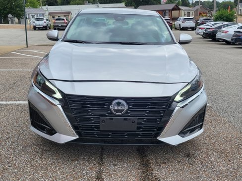Used 2023 Nissan Altima 2.5 SV image 5