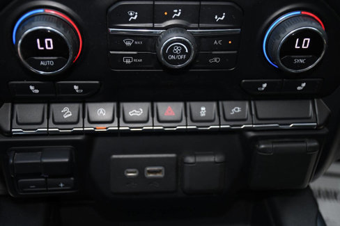 Used 2020 Chevrolet Silverado 1500 RST image 38