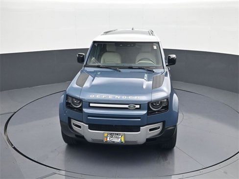 Used 2024 Land Rover Defender 110 S image 14