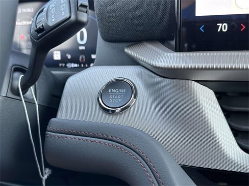 New 2025 Ford Explorer Active image 26