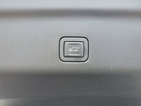 Certified 2024 Chevrolet Tahoe Premier image 40