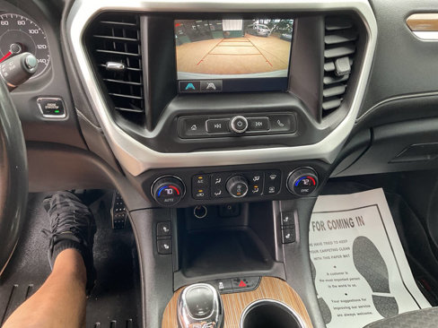 Used 2019 GMC Acadia SLE w/ Driver Alert Package I image 17