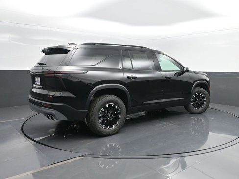 New 2026 Chevrolet Traverse Z71 w/ Driver Confidence Package image 2