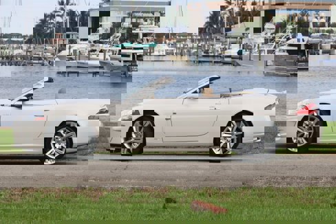 Used 2010 Jaguar XKR R image 6