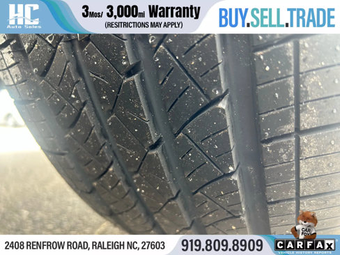 Used 2019 Nissan Frontier SV image 11