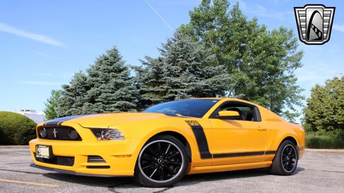 Used 2013 Ford Mustang Boss 302 w/ Boss 302 Accessory Pkg image 3