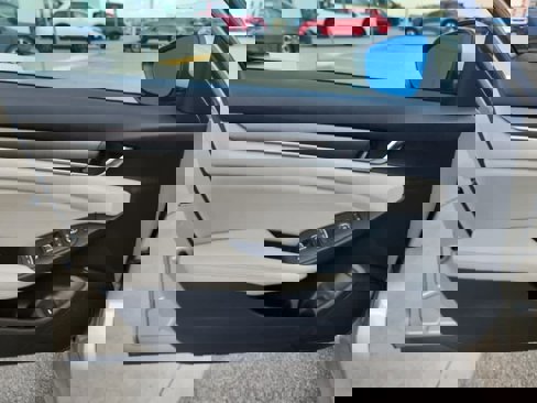 Used 2019 Honda Accord LX image 15
