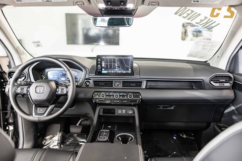 Used 2025 Honda Pilot Elite image 38