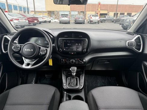 Used 2023 Kia Soul LX w/ Option Group 015 image 10