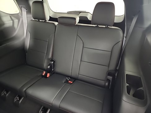 New 2026 Chevrolet Traverse RS w/ LPO, Floor Liner Package image 27