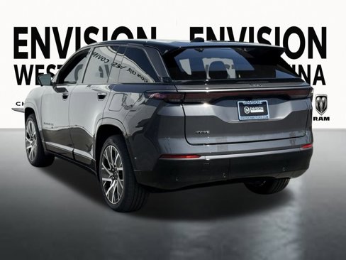 New 2025 Jeep Wagoneer Limited image 6