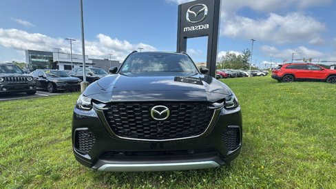 New 2025 MAZDA CX-70 3.3 Turbo w/ Premium Plus Pkg image 2