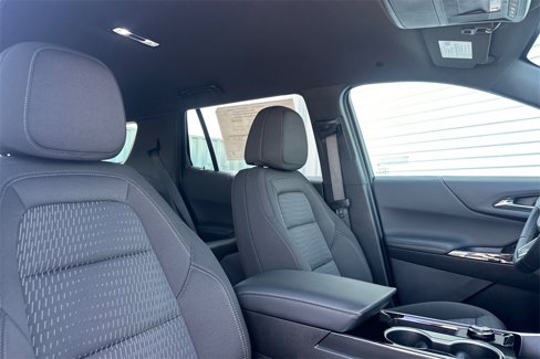 New 2026 Chevrolet Equinox LT image 18