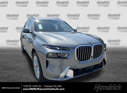 New 2026 BMW X7 xDrive40i image 1