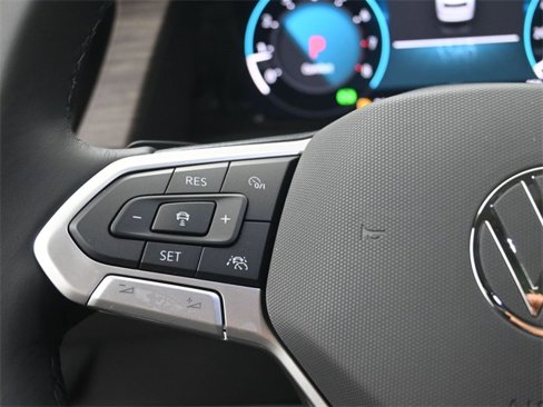 New 2025 Volkswagen Atlas SEL Premium R-Line image 3
