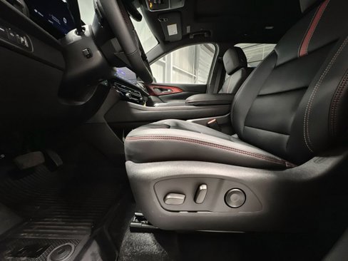New 2026 Chevrolet Traverse RS w/ LPO, Floor Liner Package image 15