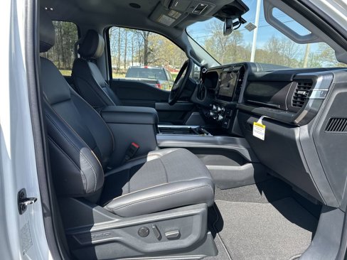 New 2025 Ford F350 Lariat w/ Lariat Ultimate Package image 18