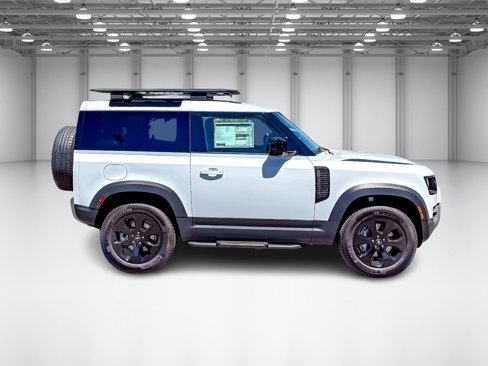 New 2025 Land Rover Defender 90 S image 6