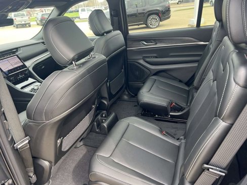 New 2025 Jeep Grand Cherokee L Limited image 21