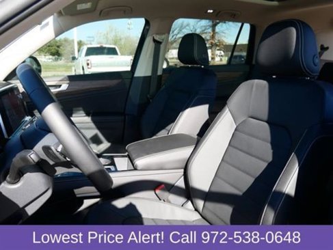 New 2025 Volkswagen Atlas SEL image 6