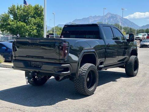 Used 2025 GMC Sierra 3500 Denali w/ Denali Reserve Package image 3