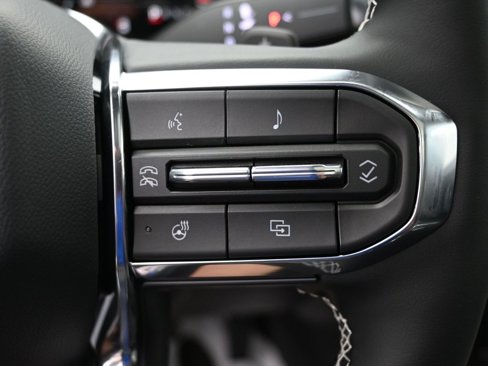 New 2026 GMC Acadia Denali image 26
