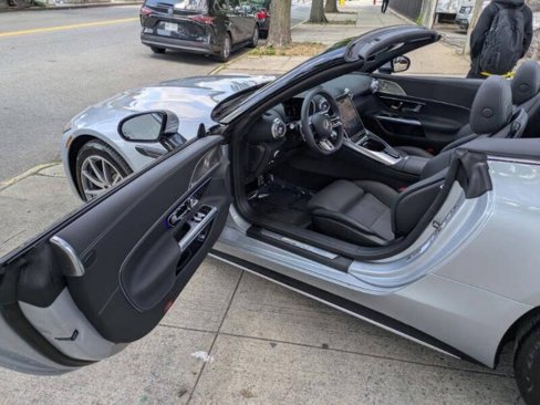 Used 2023 Mercedes-Benz SL 43 AMG w/ Driver Assistance Package image 8