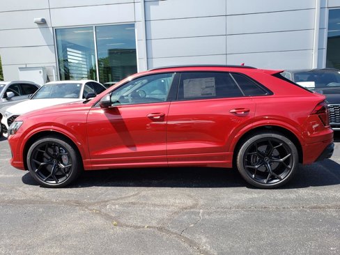 New 2025 Audi RS Q8 performance image 2
