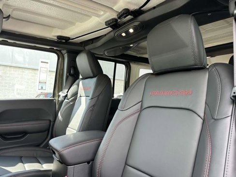 New 2025 Jeep Wrangler Unlimited Rubicon w/ Technology Group image 12