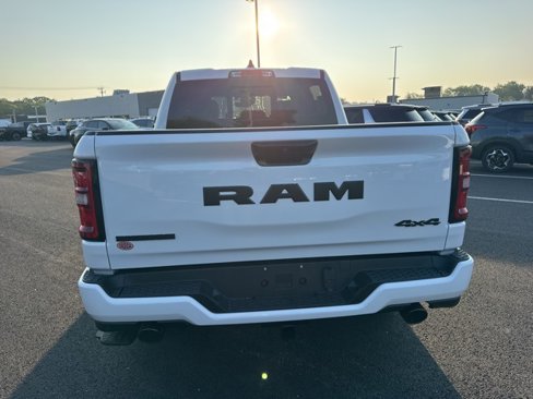 New 2026 RAM 1500 4x4 Crew Cab image 5